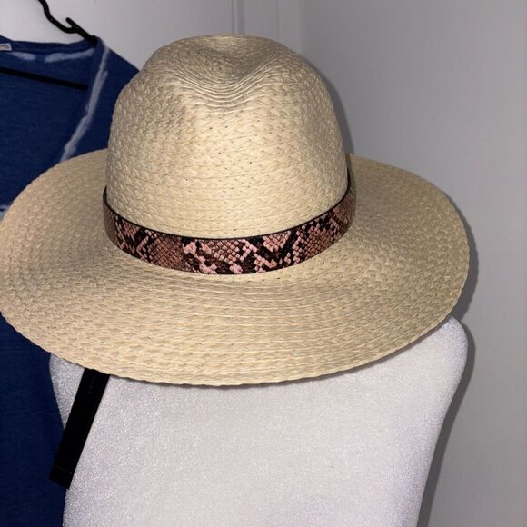 BCBGMaxAzria NWT Women's Snakeskin Band Adjustable Hat Size OS Cowgirl - Picture 1 of 8